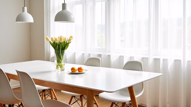 Minimalist Dining Room