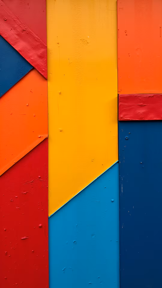 Colorful Geometric Triangles